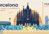 Barcelona – allt du behöver veta om staden, fotbollen och sevärdheterna Illustration av Barcelonas silhuett med Sagrada Família framför en mosaiksol i Gaudís trencadís-stil och en måttlinje som visar mittornets höjd på 172,5 meter, med en fotbollsarena, ett mosaikhav, palmer och en fotboll på stranden.