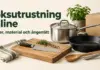 Köksutrustning med kastrull, gjutjärnspanna, kockkniv, skärbräda och redskap intill en leveranskartong under texten ”Köksutrustning online – Butiker, material och ångerrätt”.