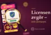 Illustration av en mobil med ett nätcasino fullt av bonuserbjudanden, sjuor och ett roulettehjul, där ett förstoringsglas mitt på skärmen förstorar en blå sköld med texten ”Svensk spellicens” och märket ”Giltig”, bredvid rubriken ”Licensen avgör – inte bonusen” och en 18+-symbol mot vinröd bakgrund.